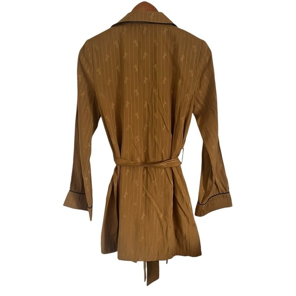 L'AGANCE Equestrian Flair Skyler Belted Satin Jacquard Jacket - Picture 3 of 9